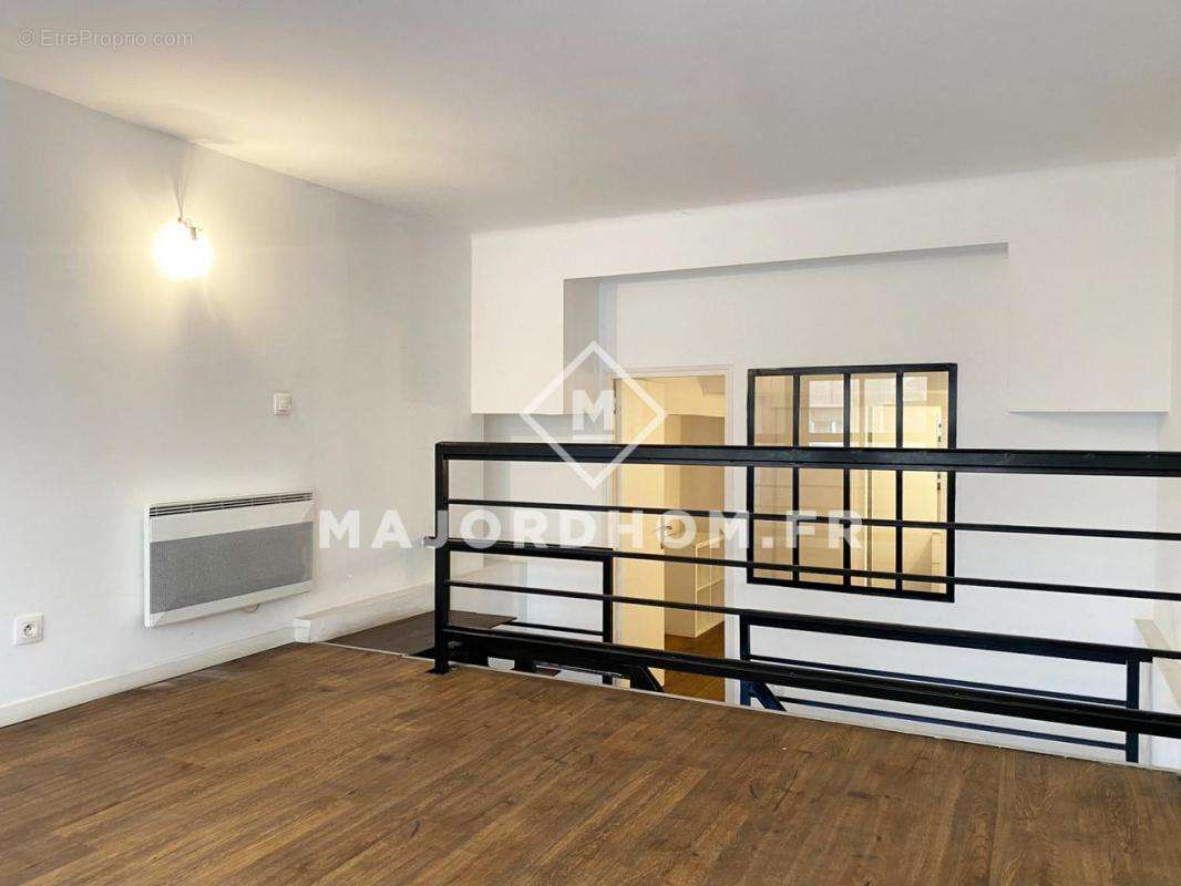 Appartement à MARSEILLE-2E