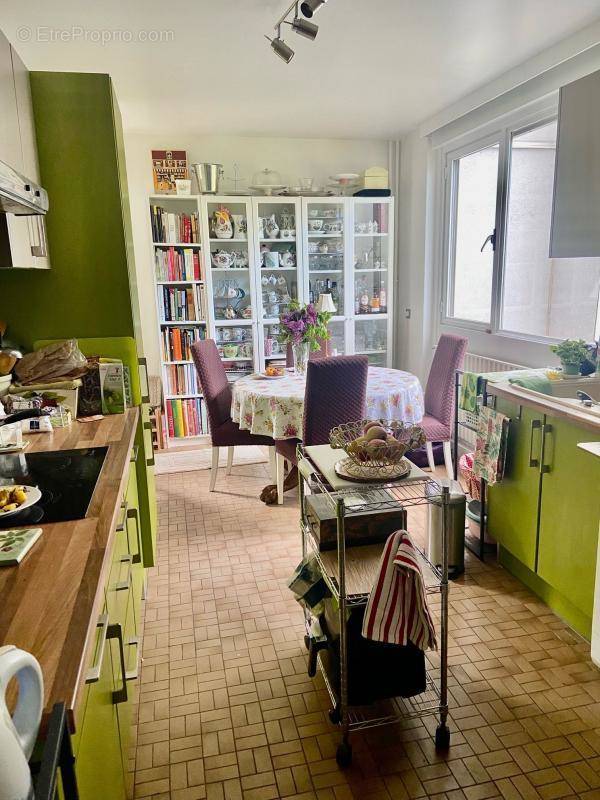 Appartement à VAIRES-SUR-MARNE