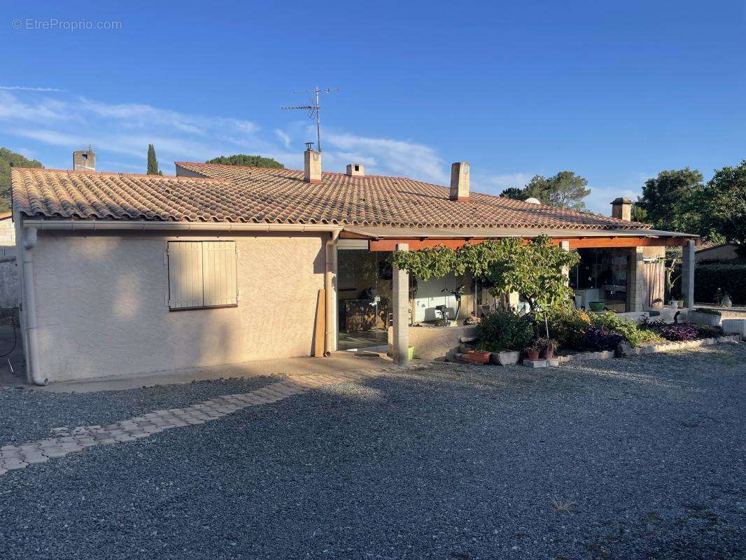 Maison à ROQUEBRUNE-SUR-ARGENS