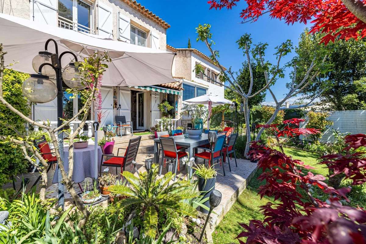 Maison à CAGNES-SUR-MER