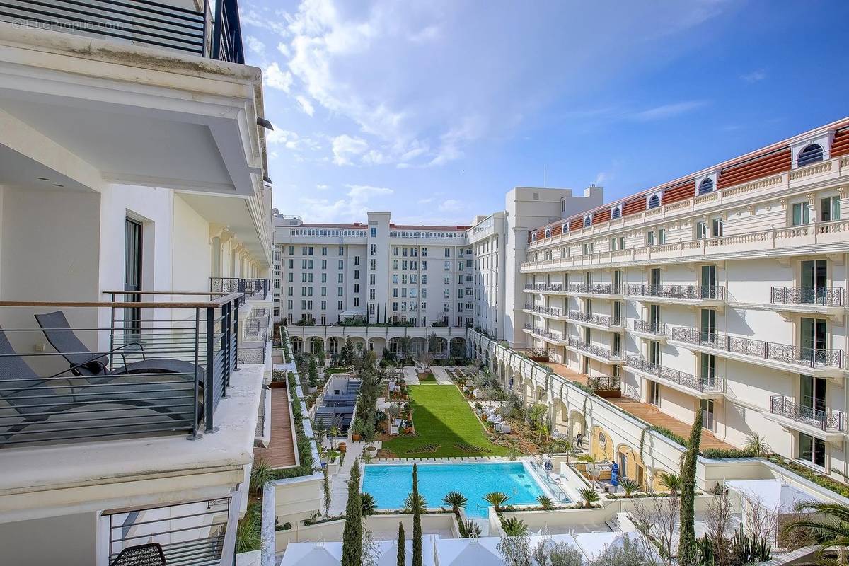 Appartement à CANNES