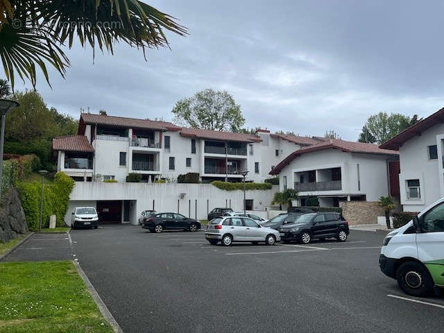 Parking à HENDAYE