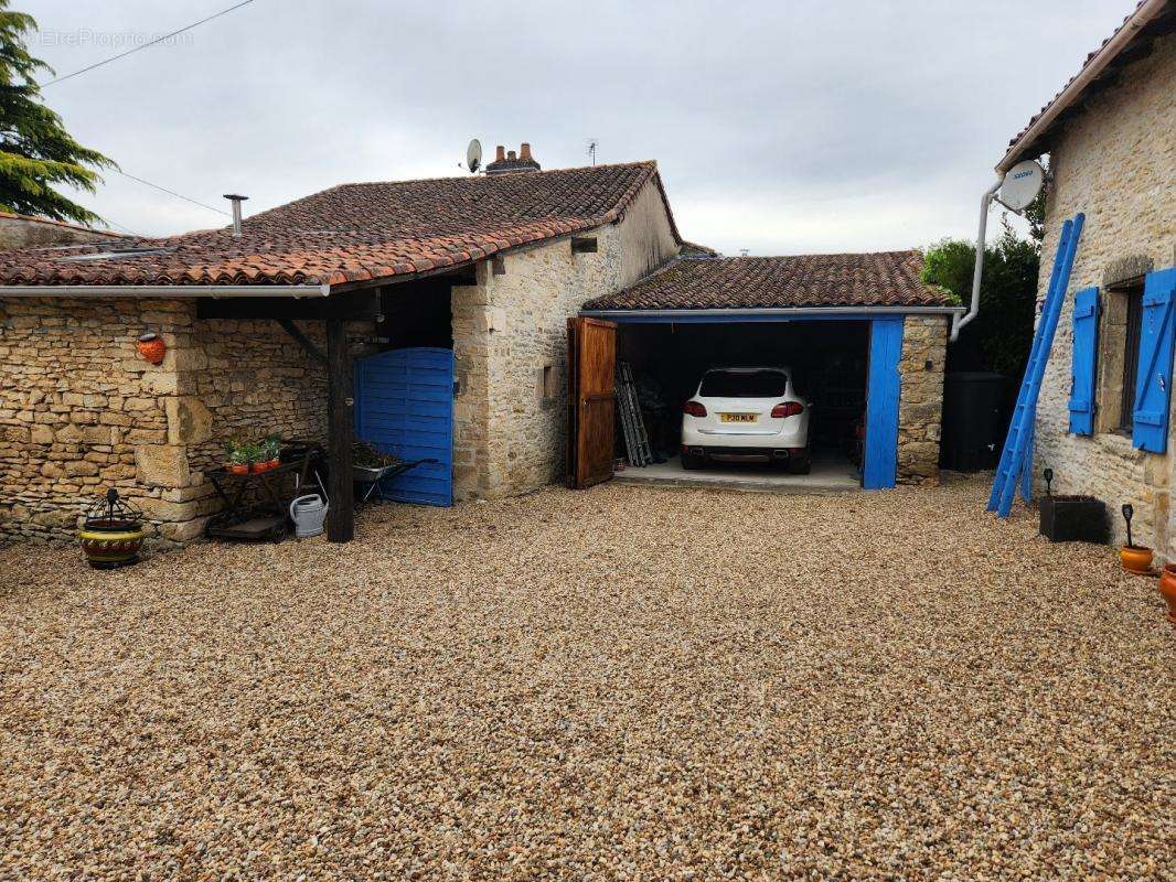 Maison à PAYROUX