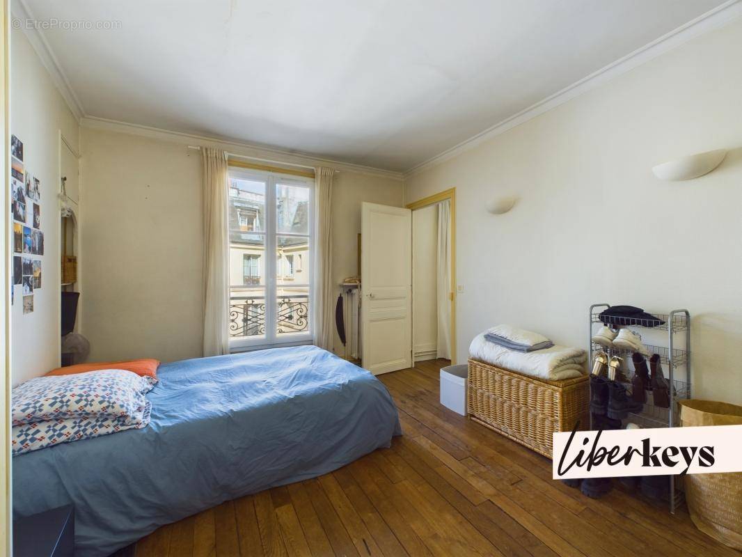 Appartement à PARIS-18E