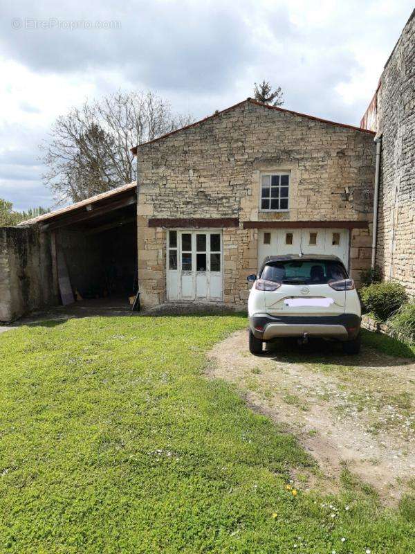 Maison à SAINT-MAXIRE