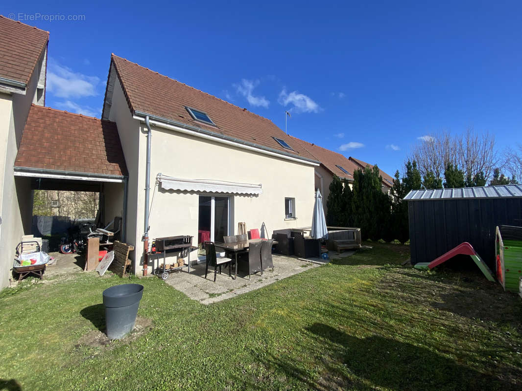 Maison à SAINT-ANDRE-LES-VERGERS