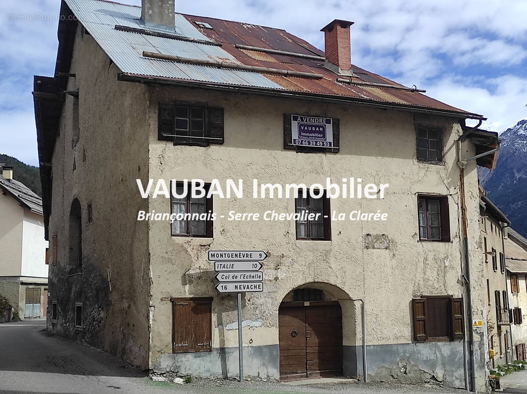 Maison à VAL-DES-PRES