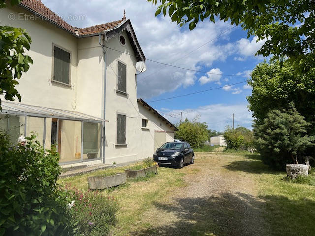 Maison à BUZET-SUR-BAISE