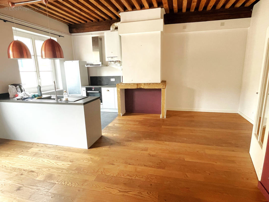 Appartement à LYON-4E