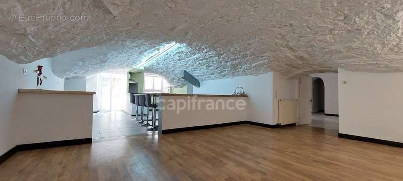 Appartement à AIX-LES-BAINS