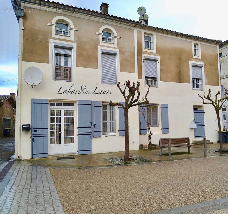 Maison à CAUMONT-SUR-GARONNE