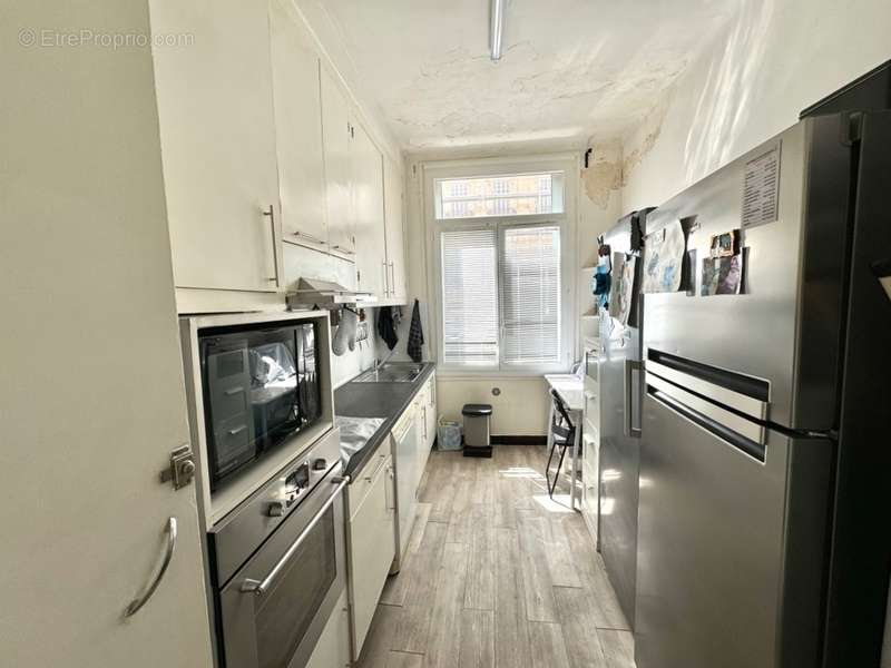 Appartement à MARSEILLE-8E