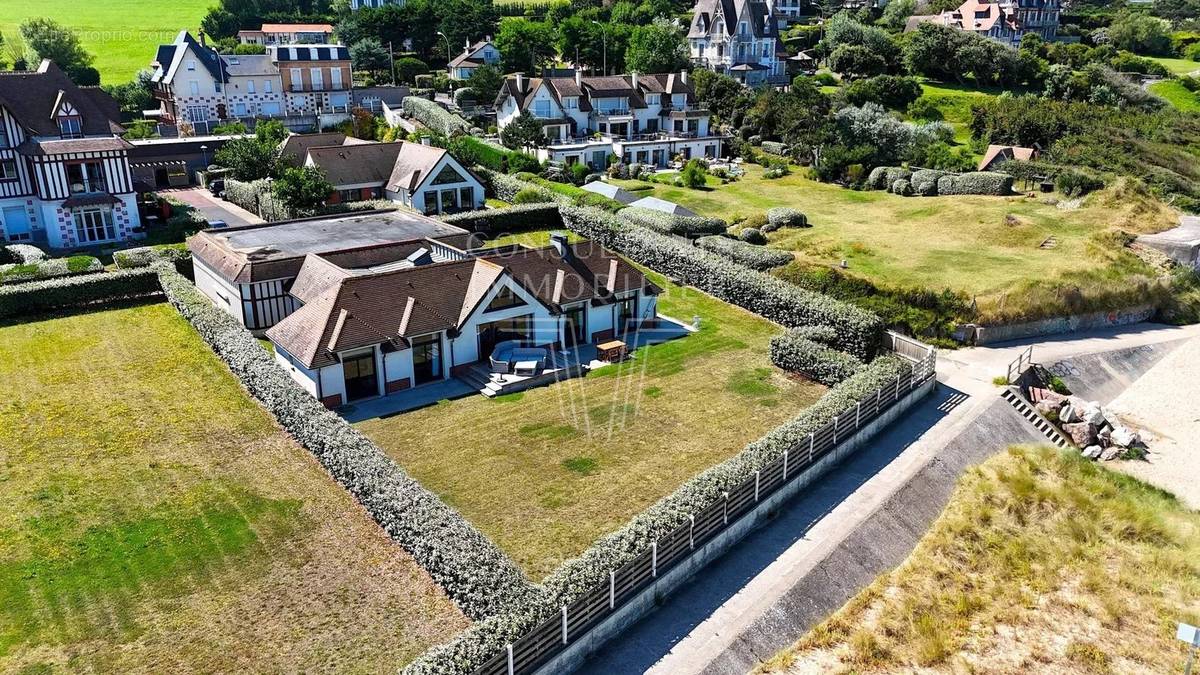 Maison à DEAUVILLE