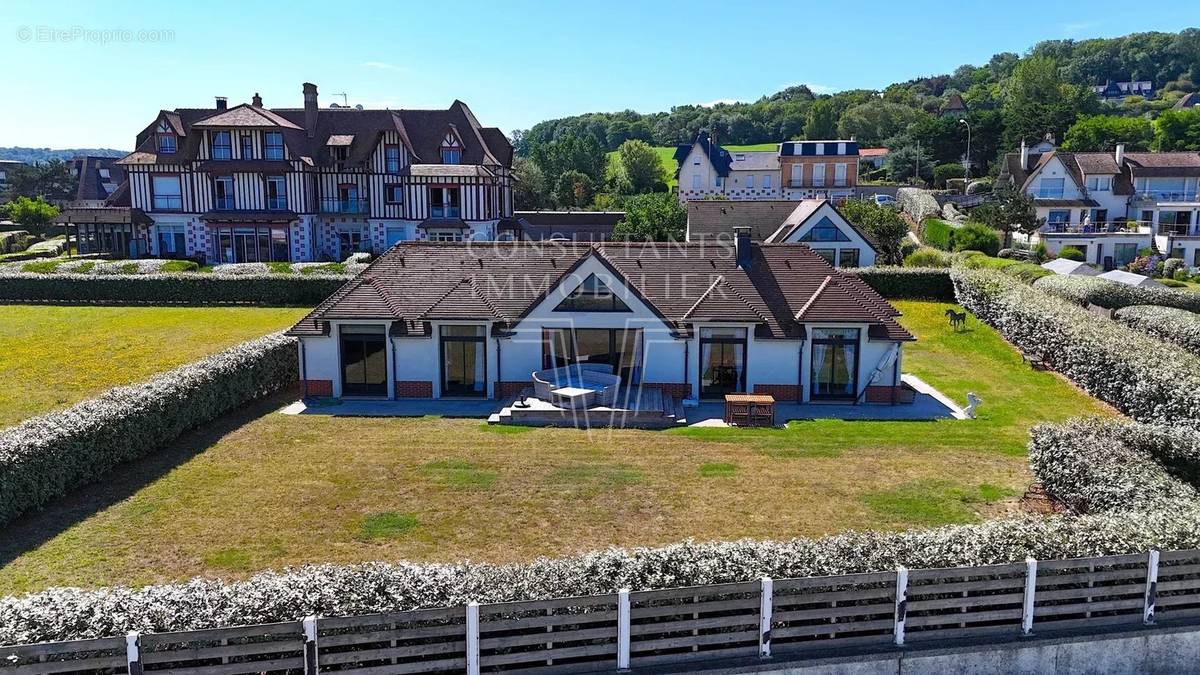 Maison à DEAUVILLE