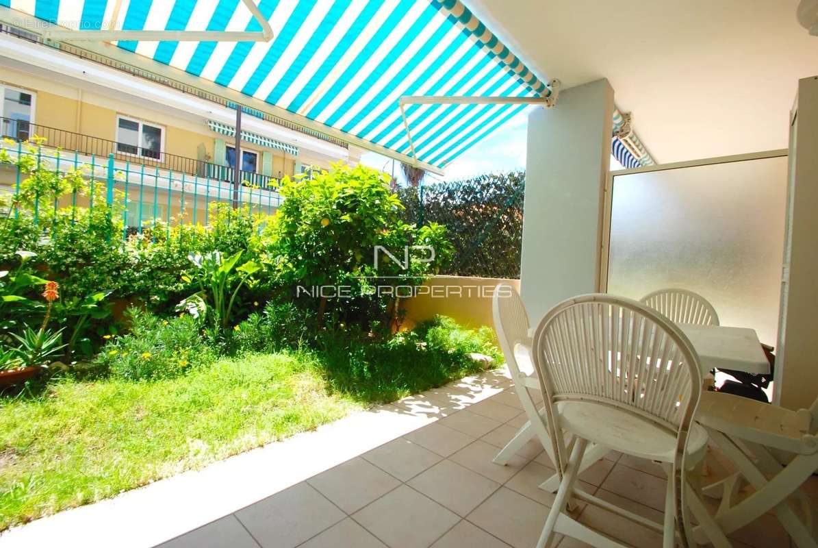 Appartement à ROQUEBRUNE-CAP-MARTIN