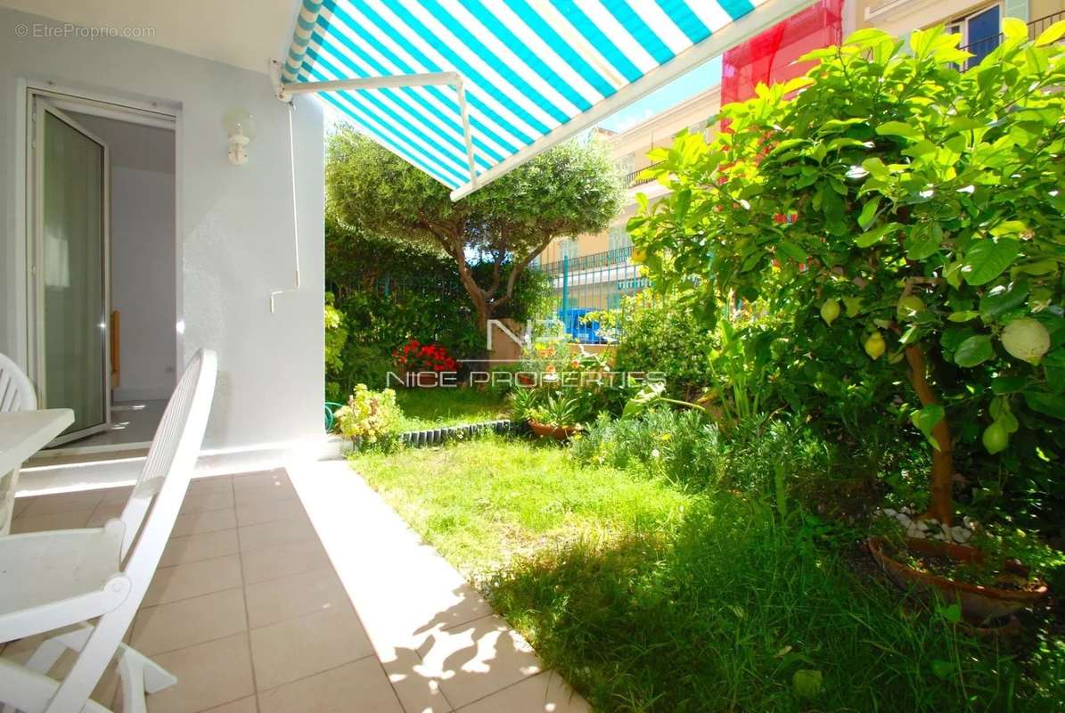 Appartement à ROQUEBRUNE-CAP-MARTIN