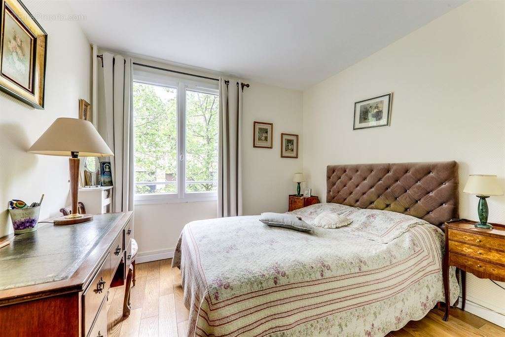 Appartement à PARIS-12E