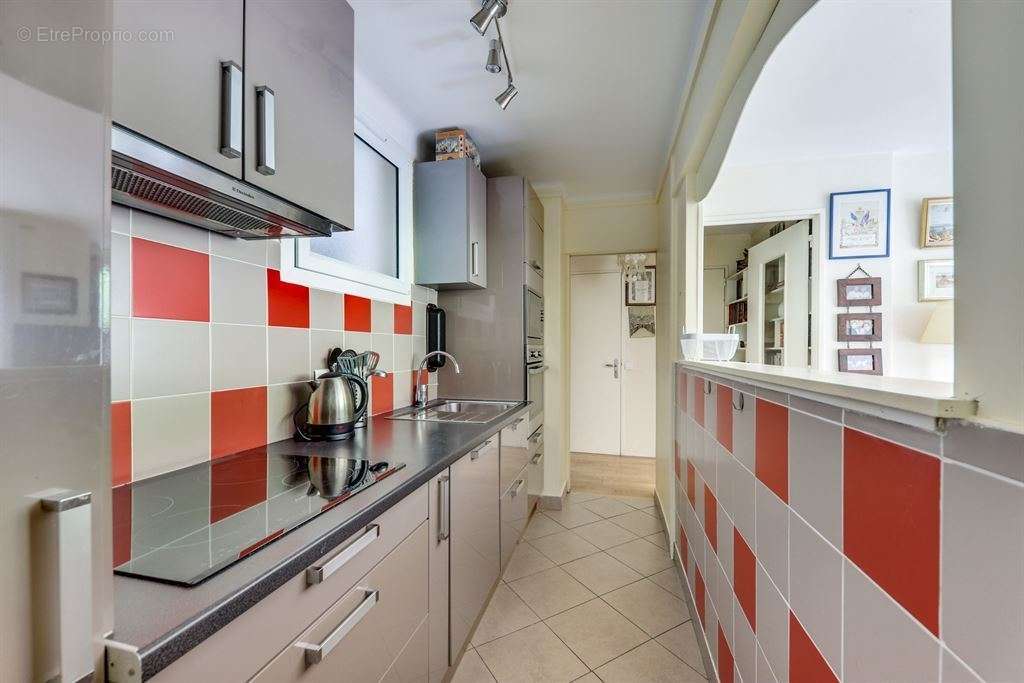 Appartement à PARIS-12E