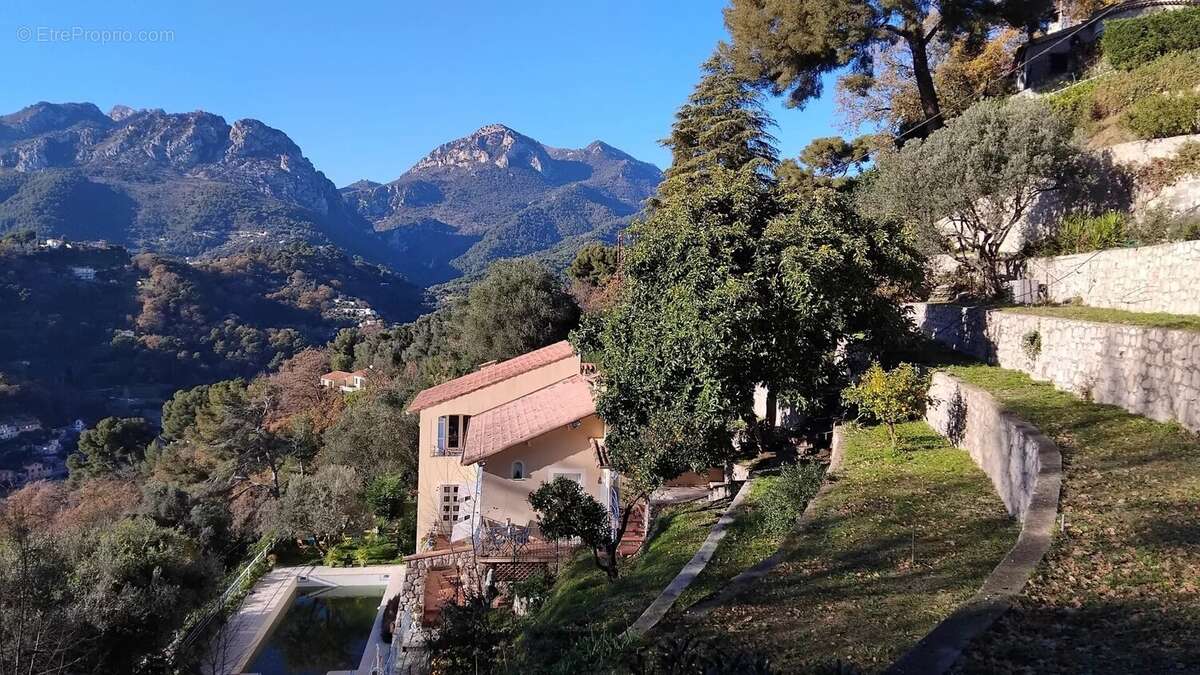 Maison à MENTON