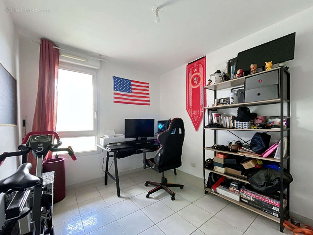 Appartement à MARSEILLE-15E