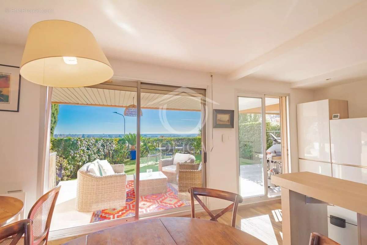 Appartement à CAGNES-SUR-MER