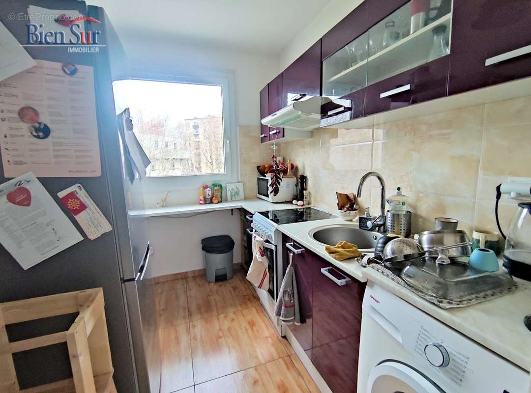 Appartement à PARIS-20E