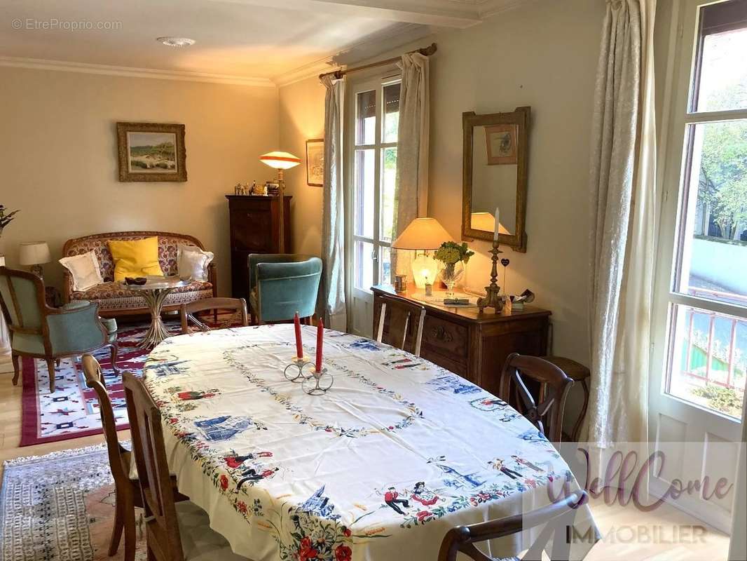 Appartement à AIX-LES-BAINS