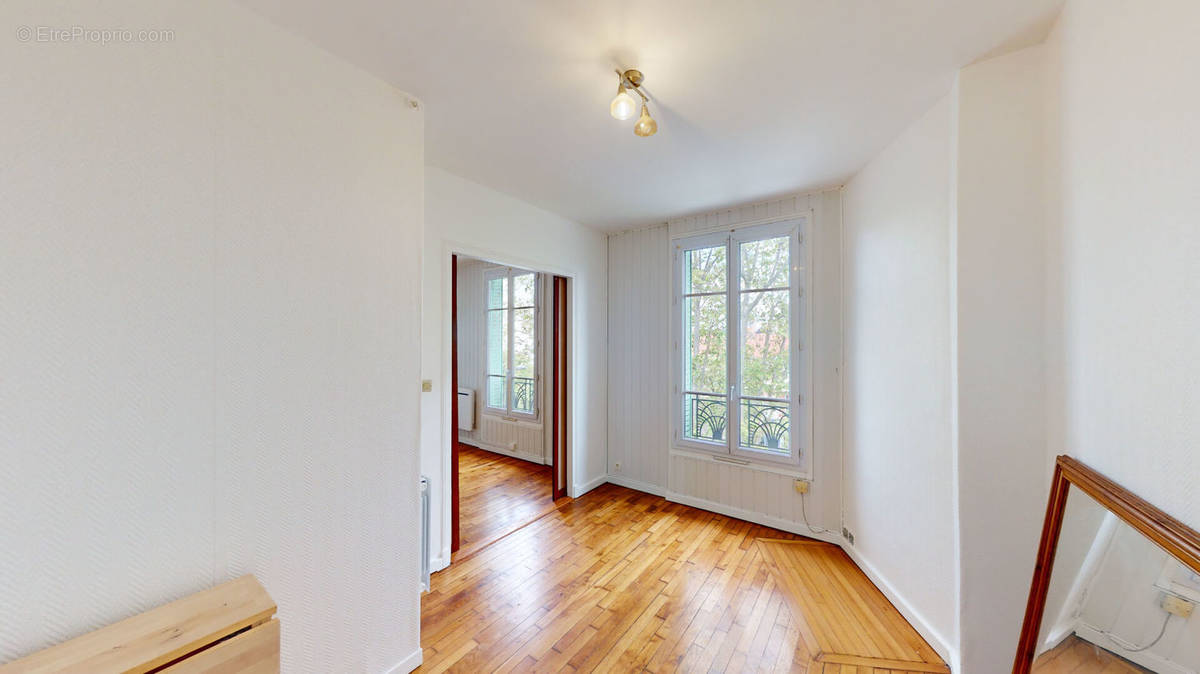 Appartement à MAISONS-ALFORT