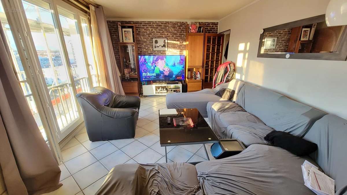 Appartement à CHELLES