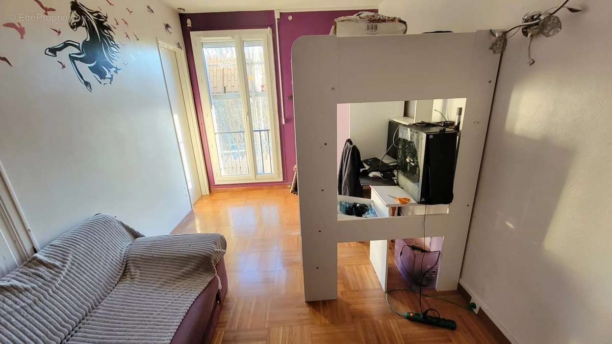 Appartement à CHELLES