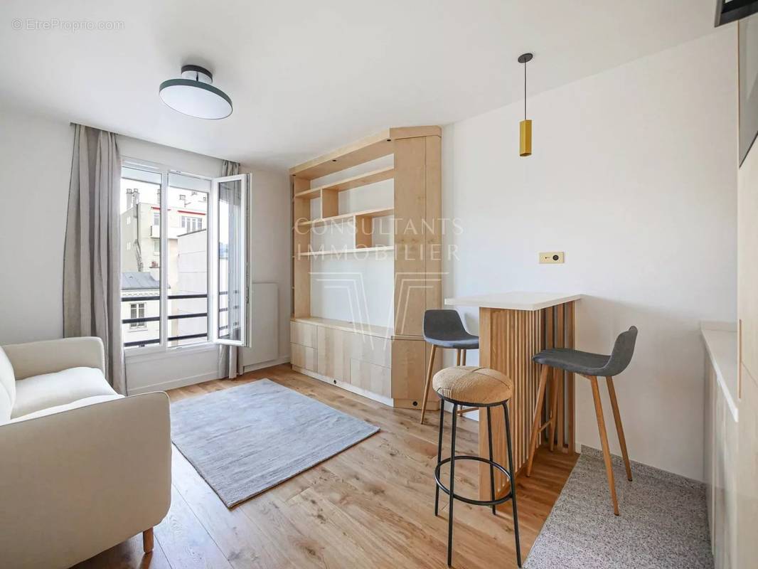 Appartement à LEVALLOIS-PERRET