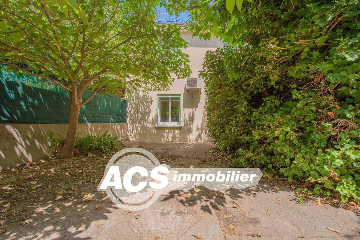 Appartement à CHATEAUNEUF-LES-MARTIGUES