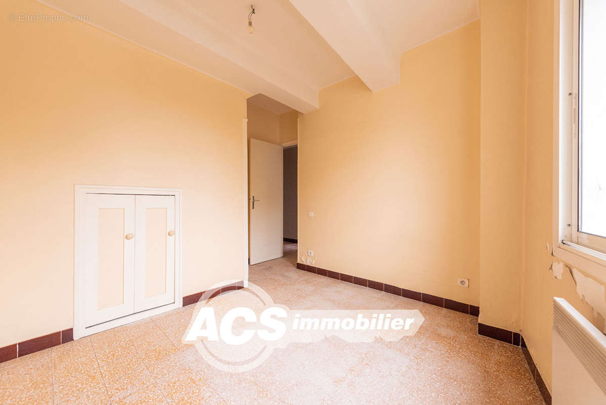 Appartement à CHATEAUNEUF-LES-MARTIGUES