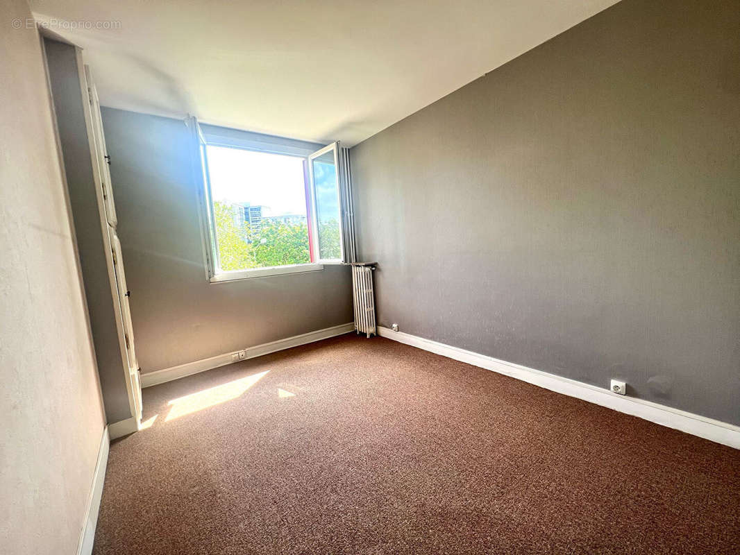 Appartement à NANTERRE