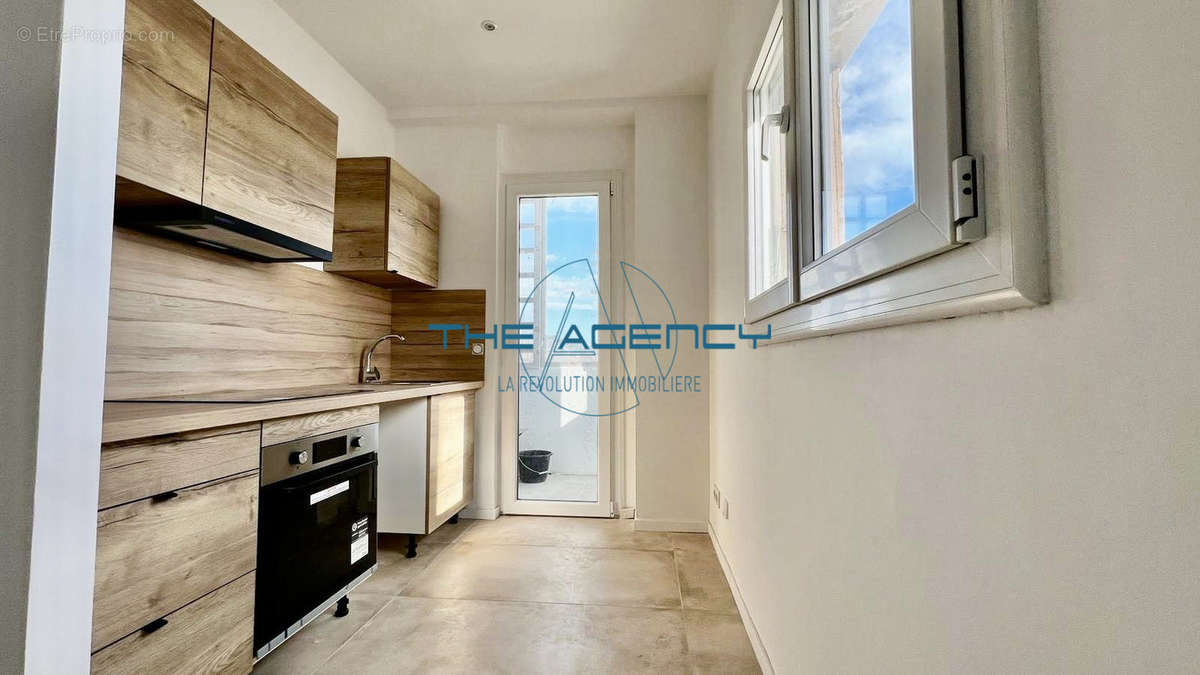 Appartement à MARSEILLE-2E