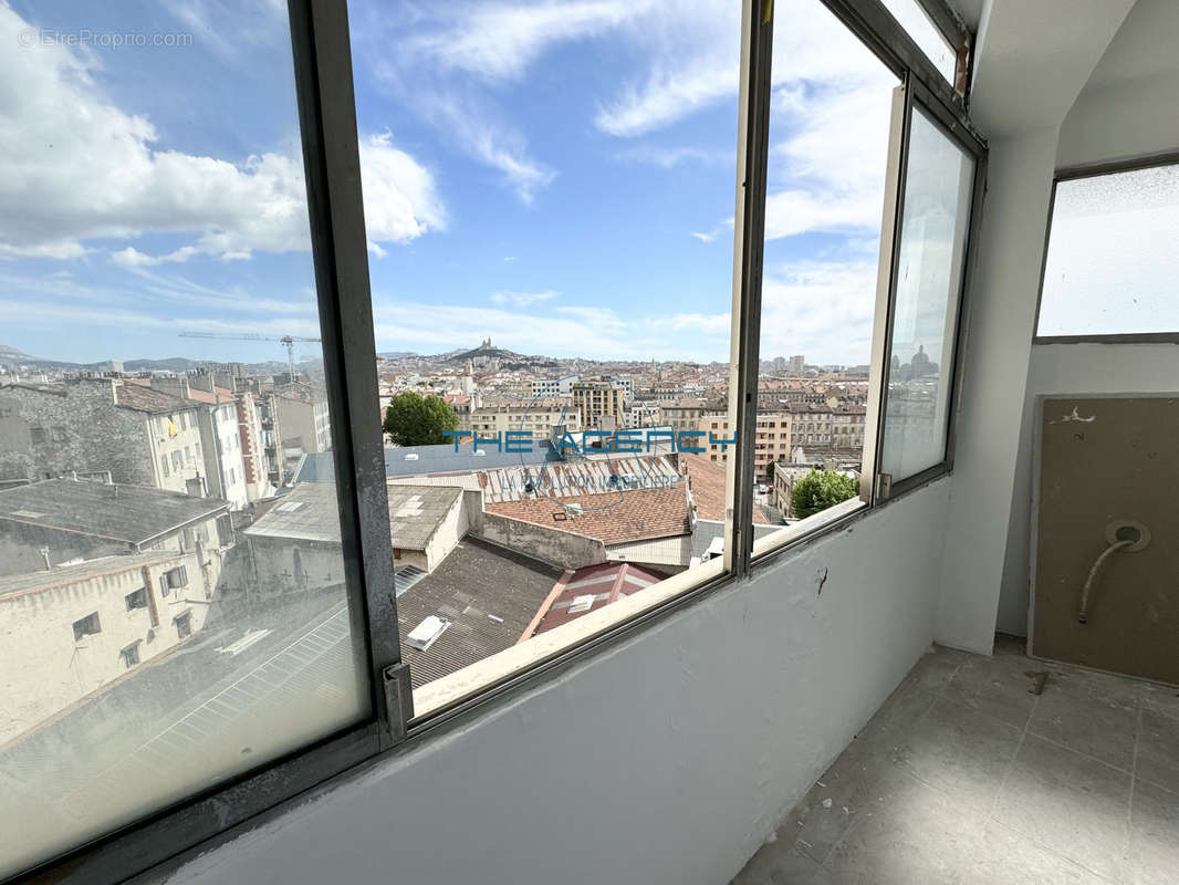 Appartement à MARSEILLE-2E