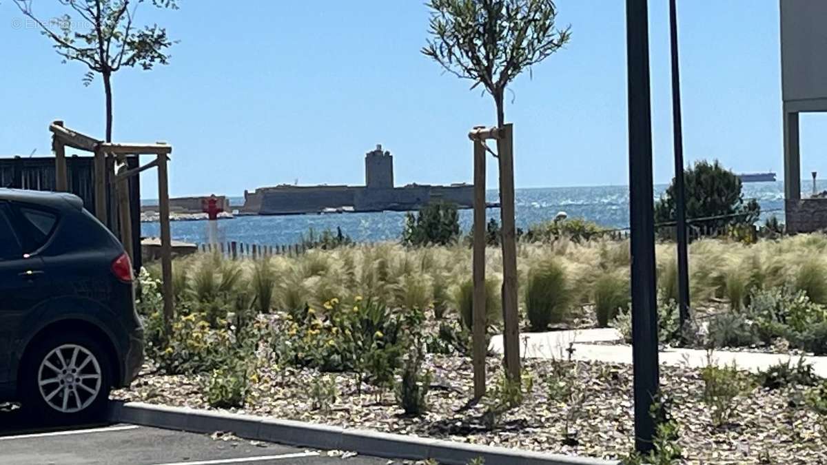 Appartement à PORT-DE-BOUC