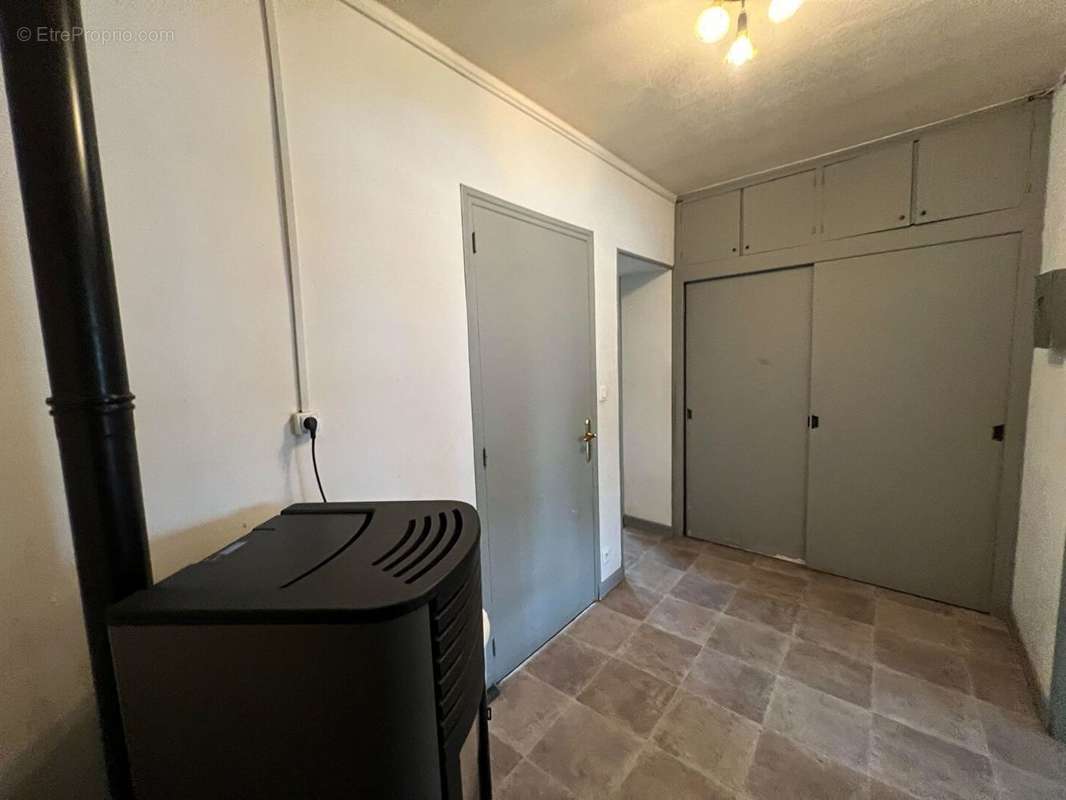 Appartement à SAINS-RICHAUMONT