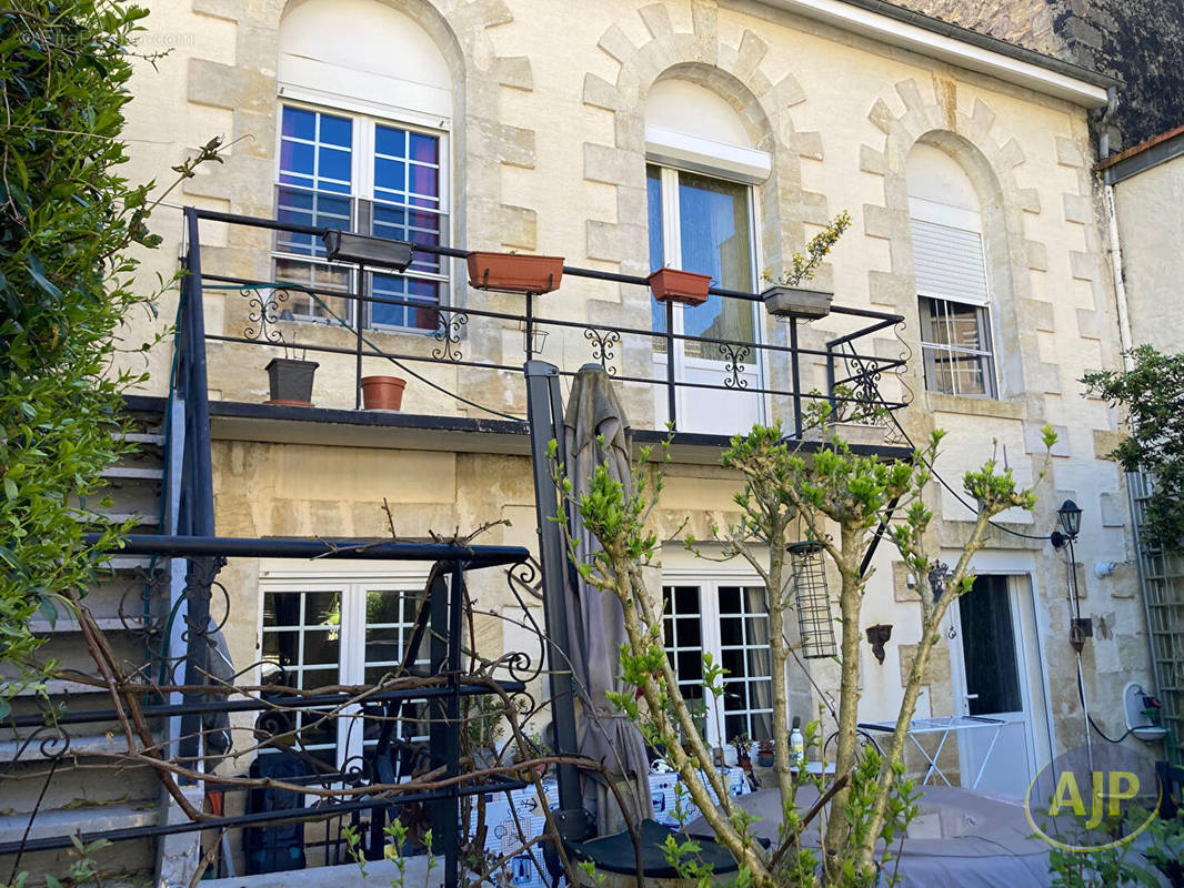 Maison à PAUILLAC