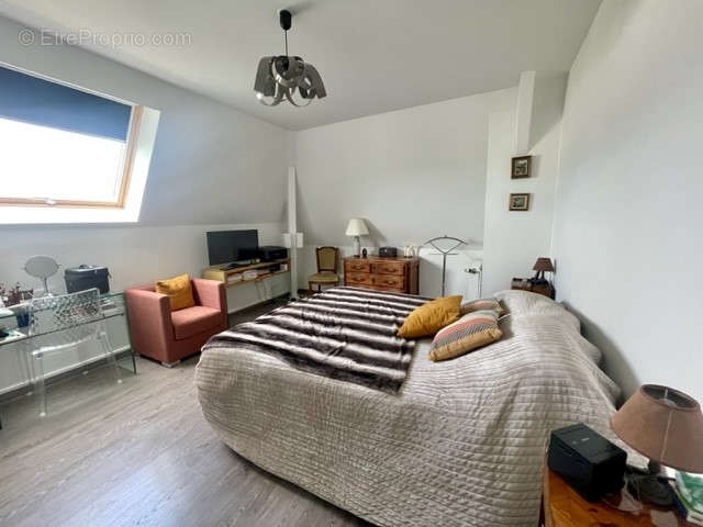 Appartement à SAINT-CYR-SUR-LOIRE