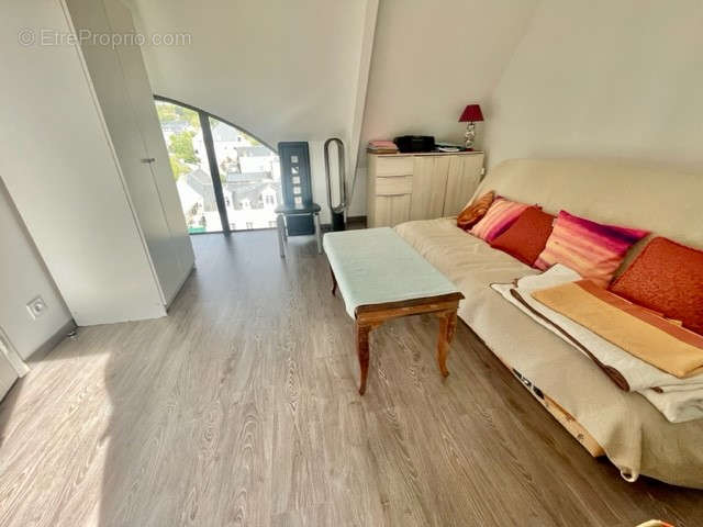 Appartement à SAINT-CYR-SUR-LOIRE