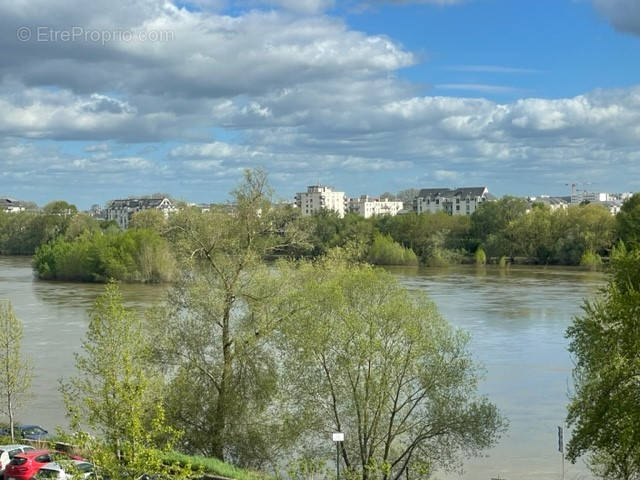 Appartement à SAINT-CYR-SUR-LOIRE