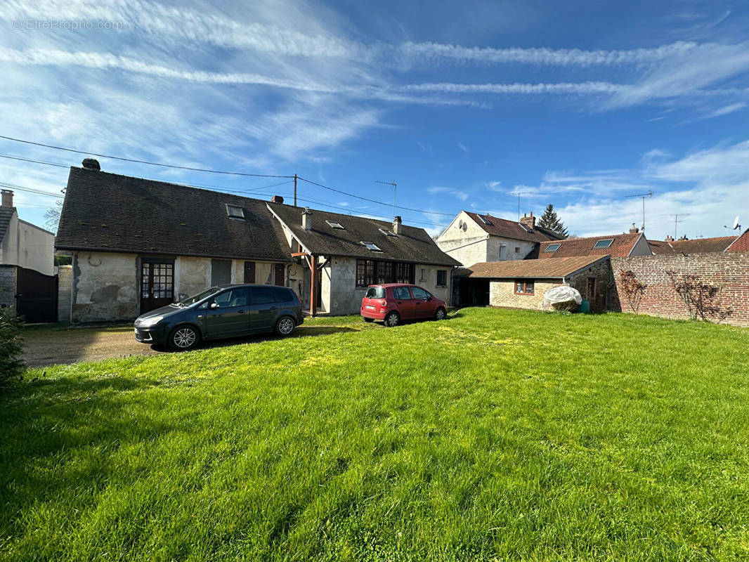 Maison à AMBLAINVILLE