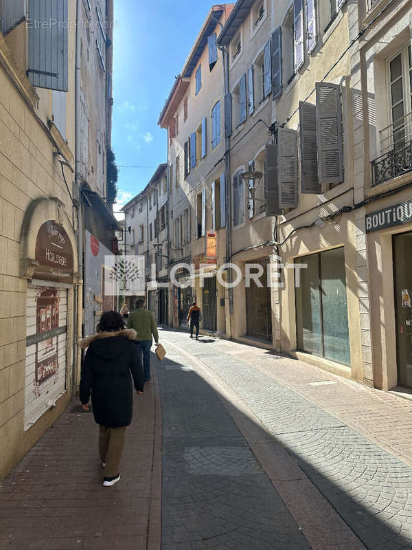 Commerce à CARPENTRAS