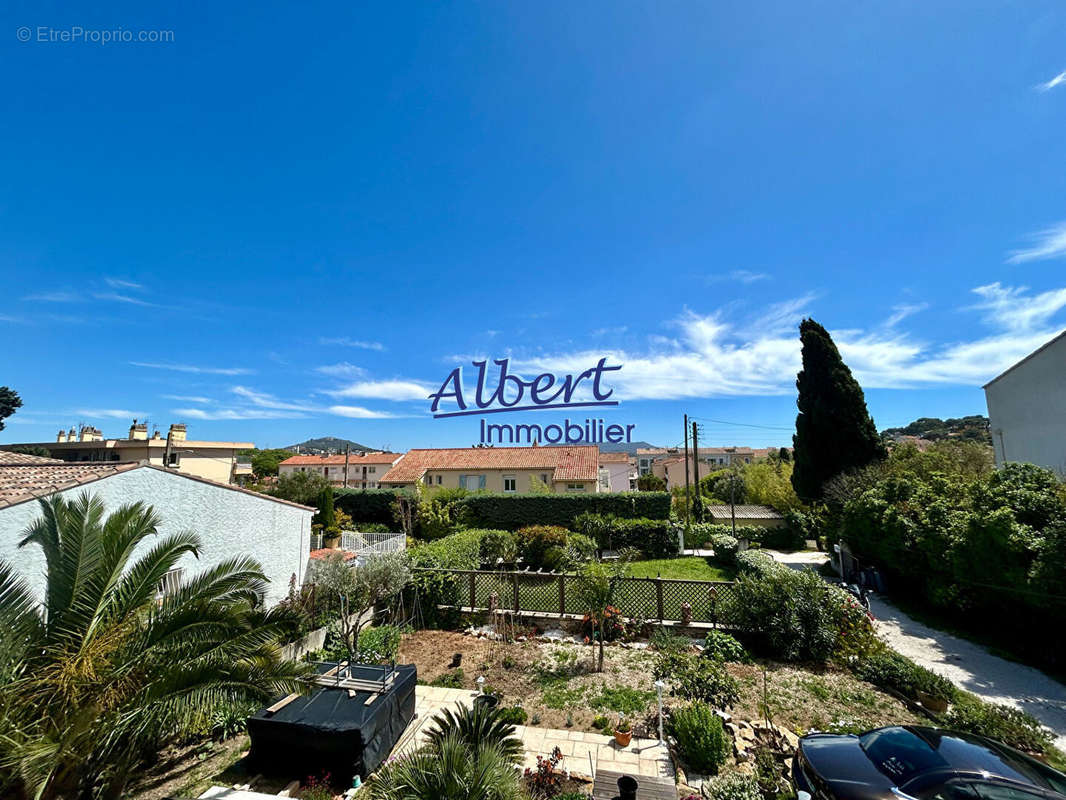 Appartement à SANARY-SUR-MER