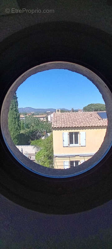 Appartement à FREJUS