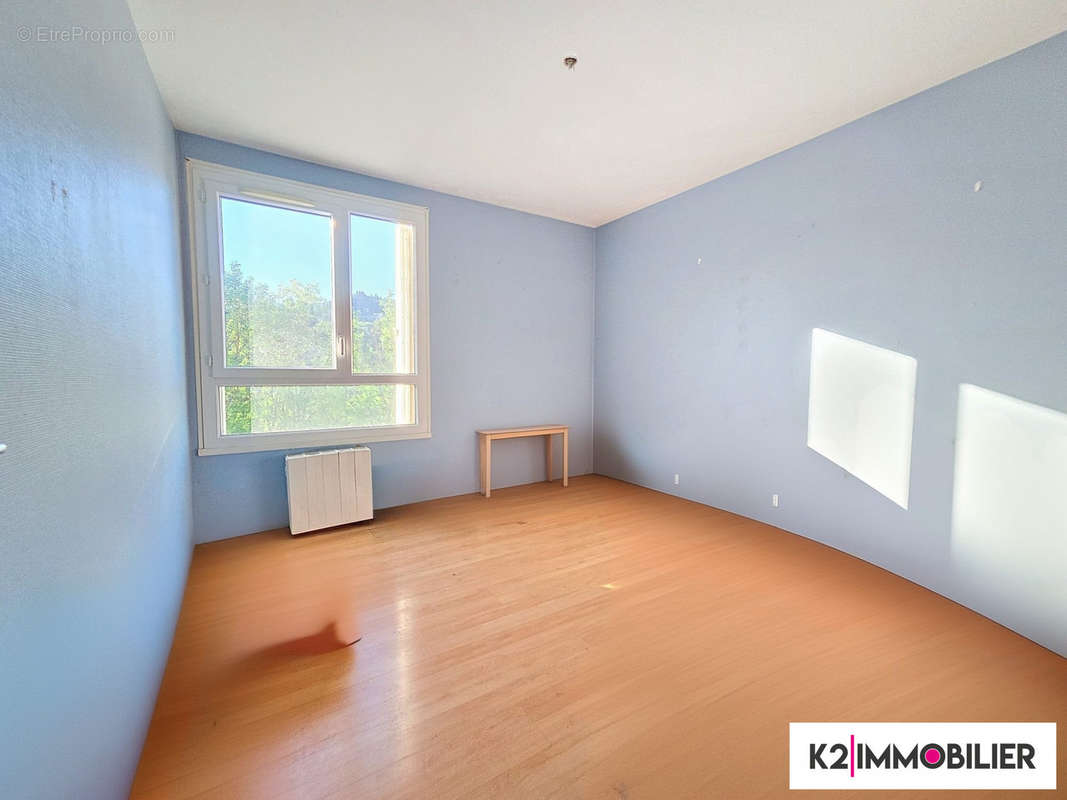 Appartement à PRIVAS