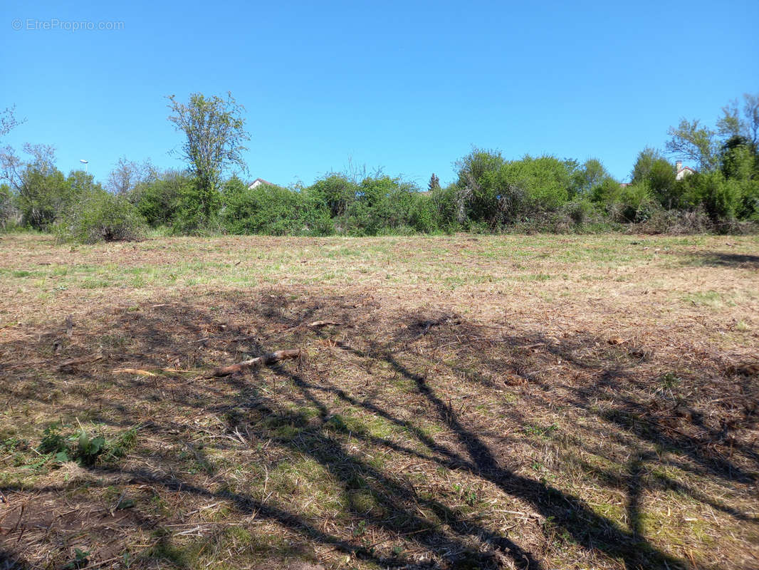 Terrain à ARNAY-LE-DUC