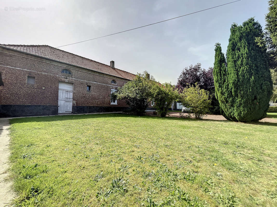 Maison à CRECY-EN-PONTHIEU