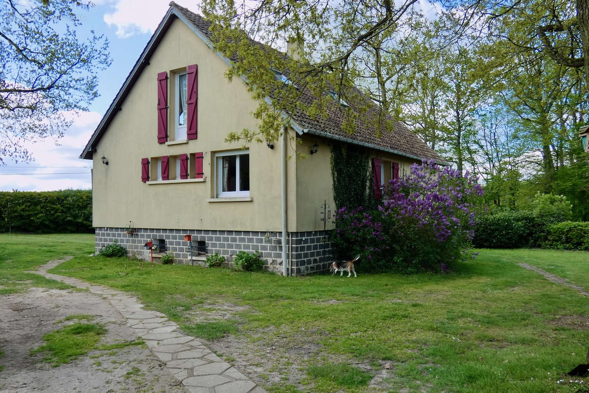 Maison à CONDE-SUR-ITON